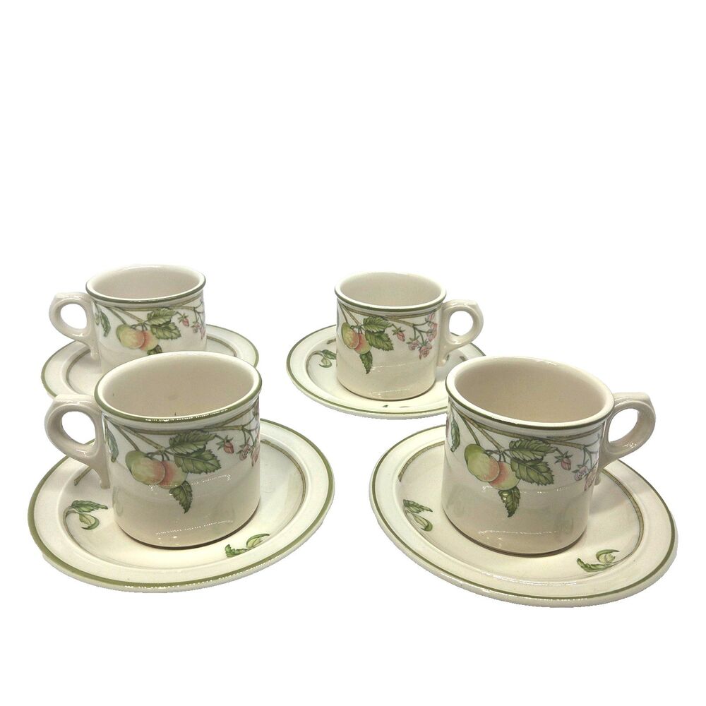 Wedgwood Wild Apple Flat Bottom Cups & Saucers 2 7/8” Tall, England Set of 4